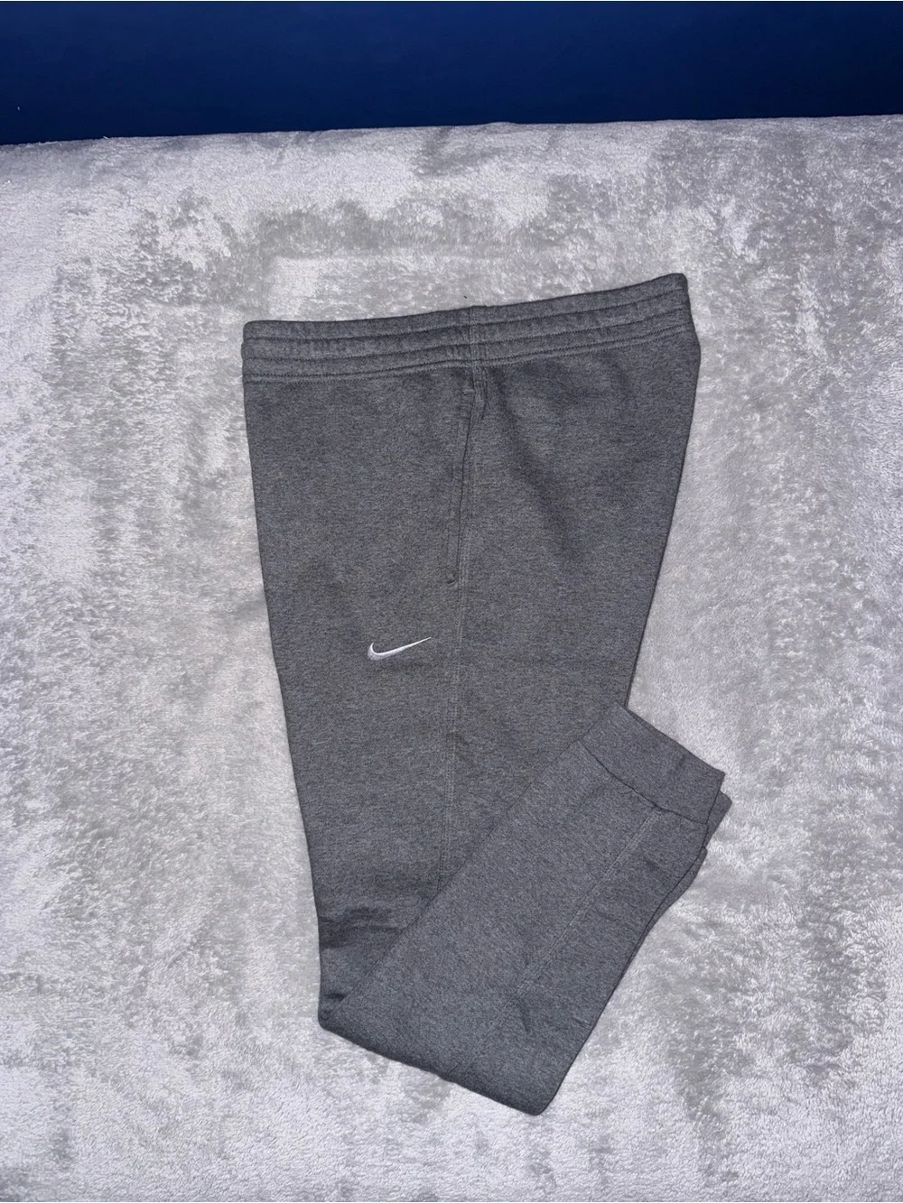 Nike Men’s Gray Fleece Jogger Pants